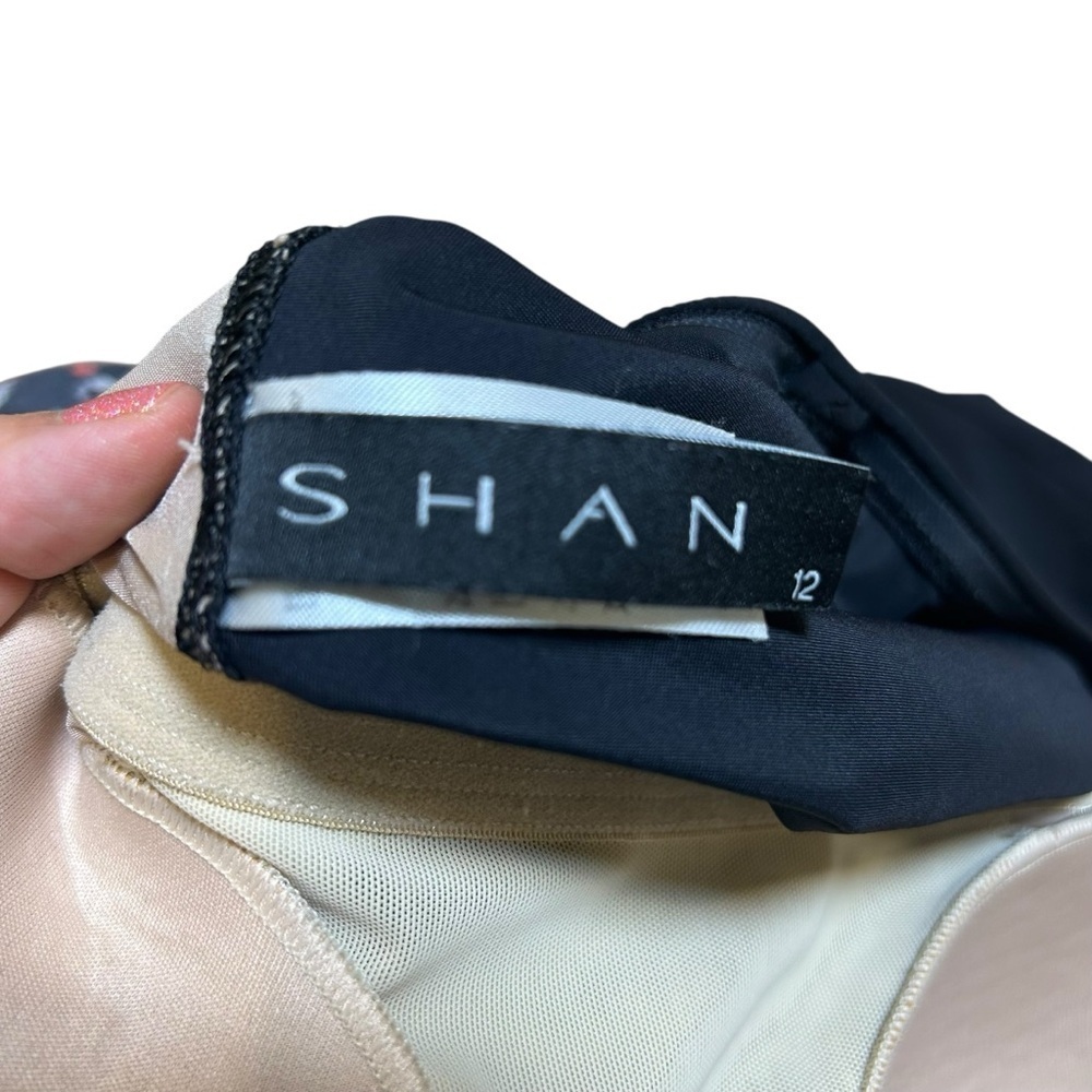 Shan black one piece halter swim suit size 12 nude mesh panels slimming Canada - Picture 4 of 8